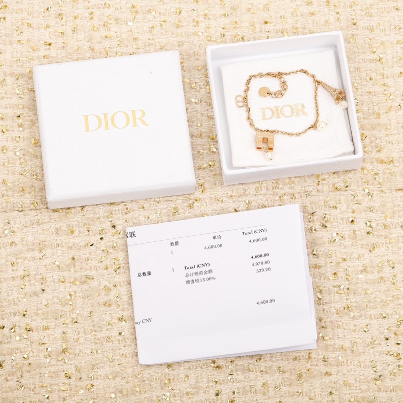 chr1st1an D10r bracelets